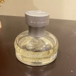 Burberry Weekend Perfume